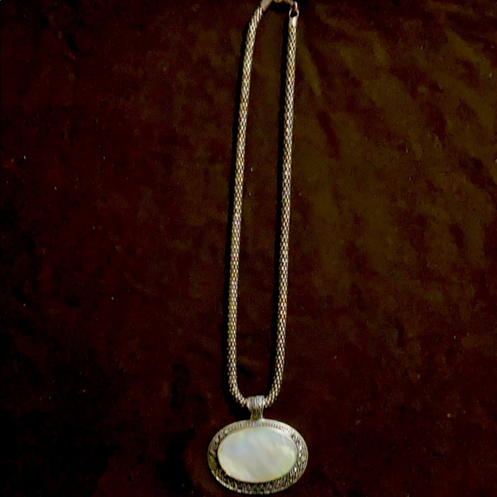 Beautiful MARCASITE Tahitian Pearl necklace
